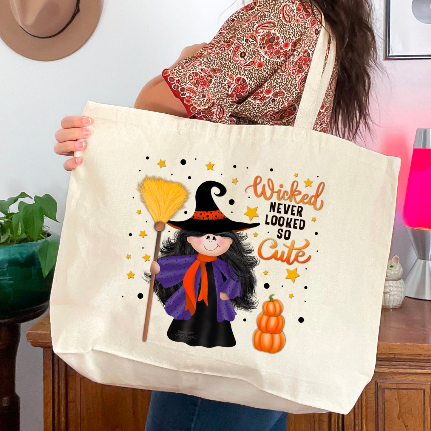 WICKED NEVER LOOKED SO CUTE TOTEBAG