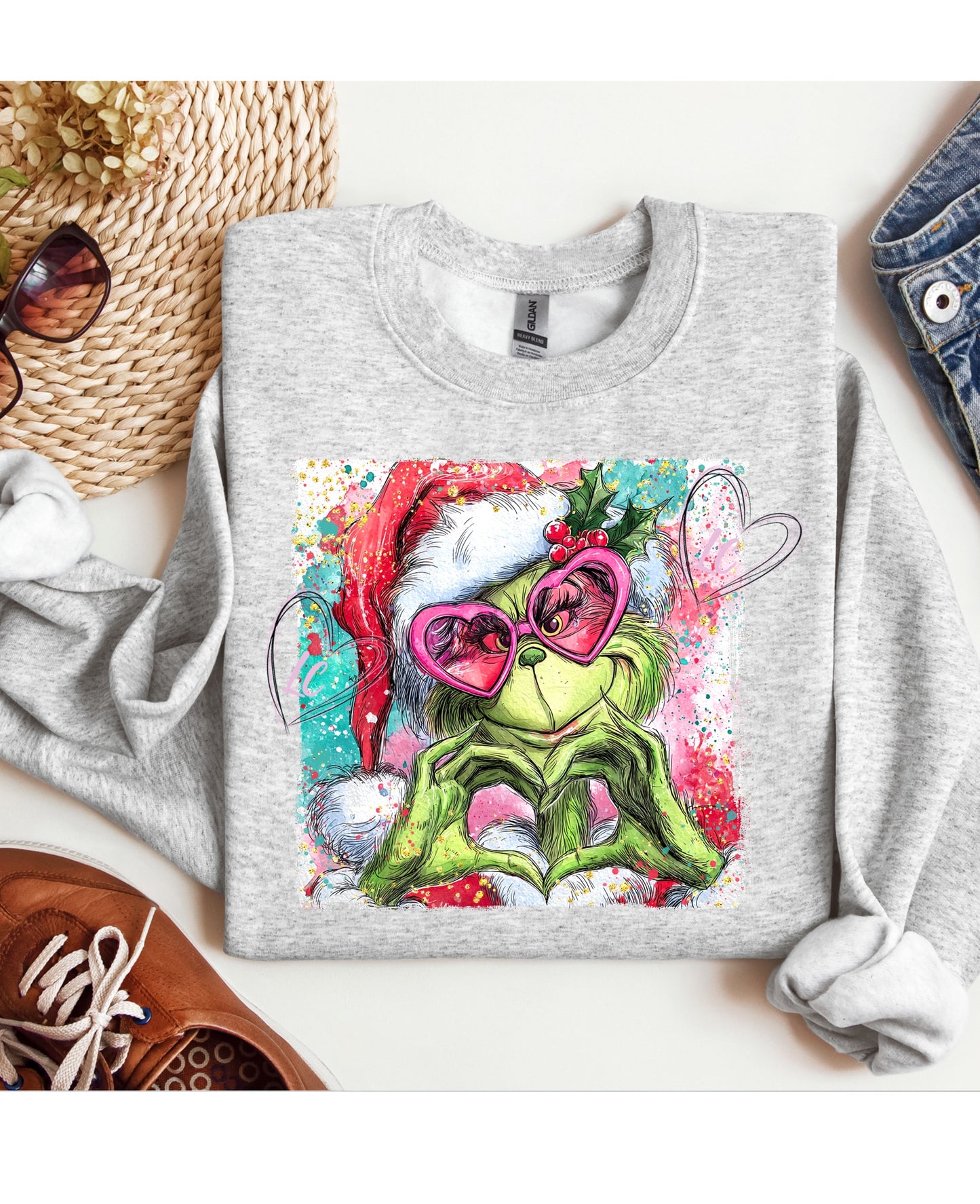 HEART HANDS GREEN GUY