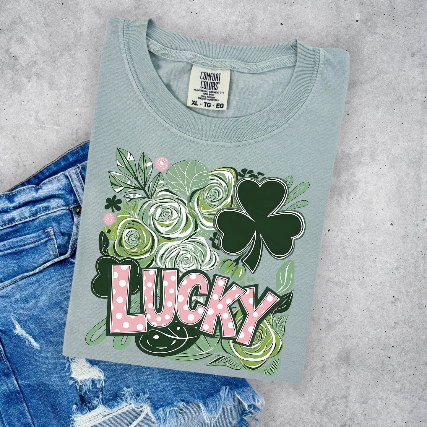 LUCKY WITH ROSES