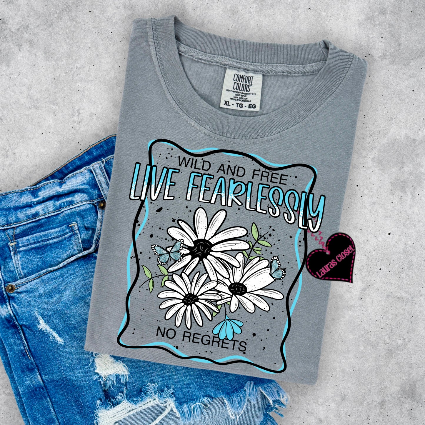 LIVE FEARLESSLY- BLACK BORDER