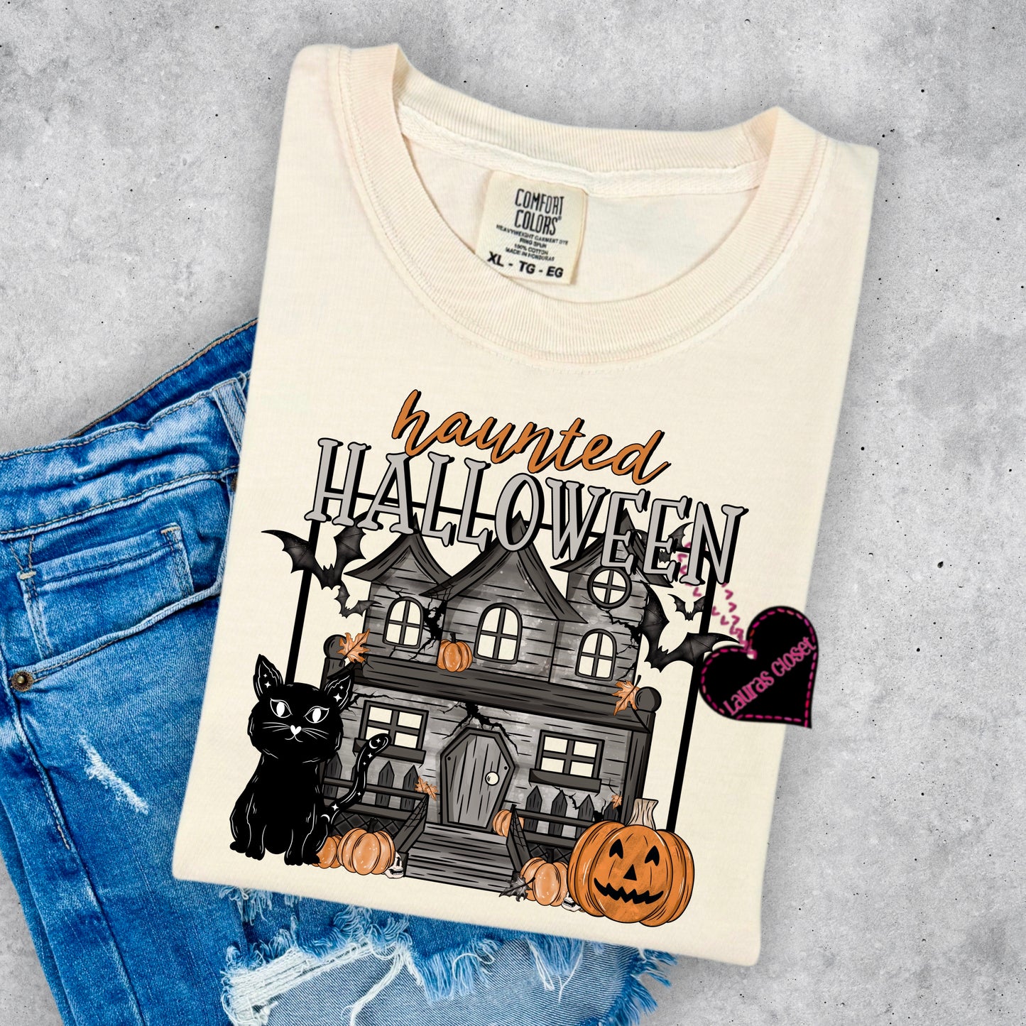 HAUNTED HALLOWEEN