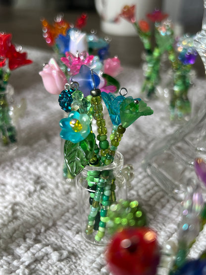 Mini Beaded Flower Vase 🌸