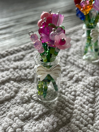 Mini Beaded Flower Vase 🌸