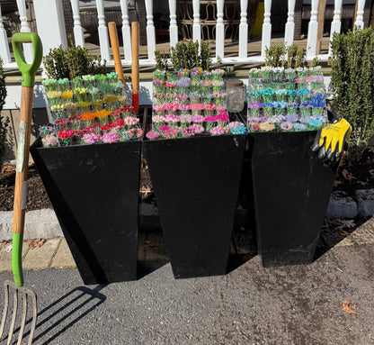 LaLa’s Flowers! 🌷🌸💕  BUY 7 GET A FREE VASE