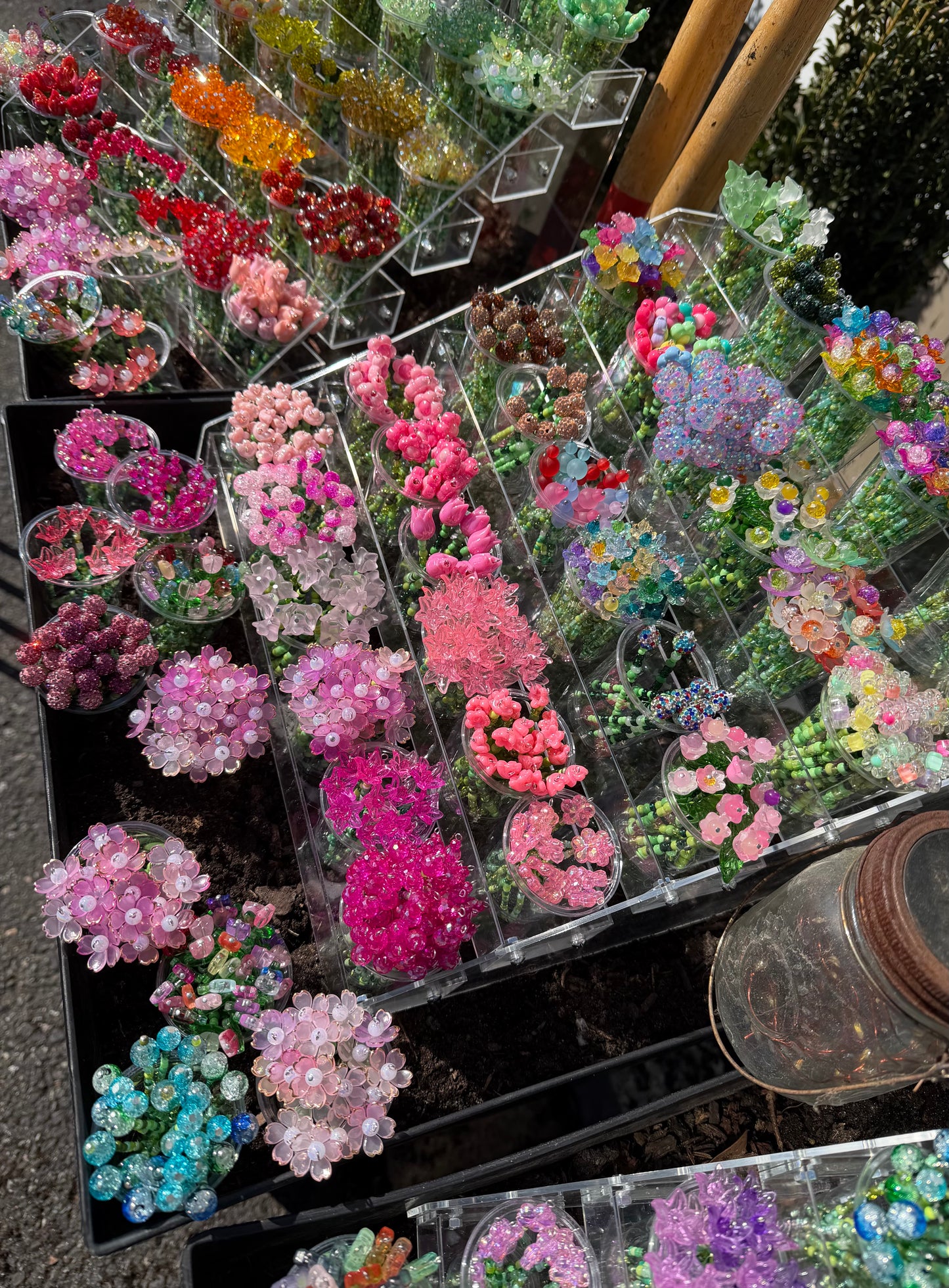 LaLa’s Flowers! 🌷🌸💕  BUY 7 GET A FREE VASE