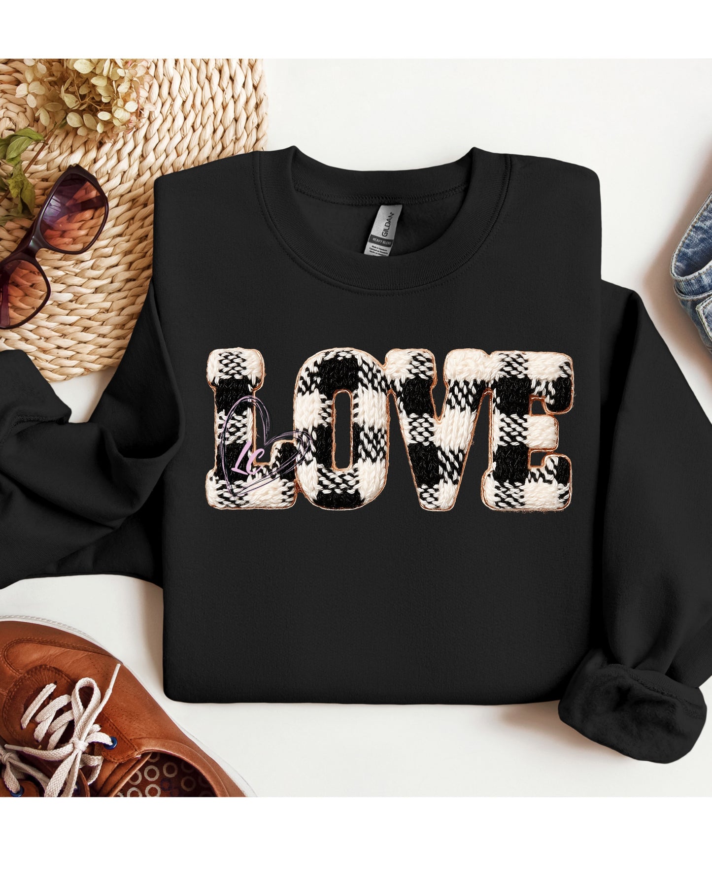 BUFFALO CHECK LOVE- YARN LOOK