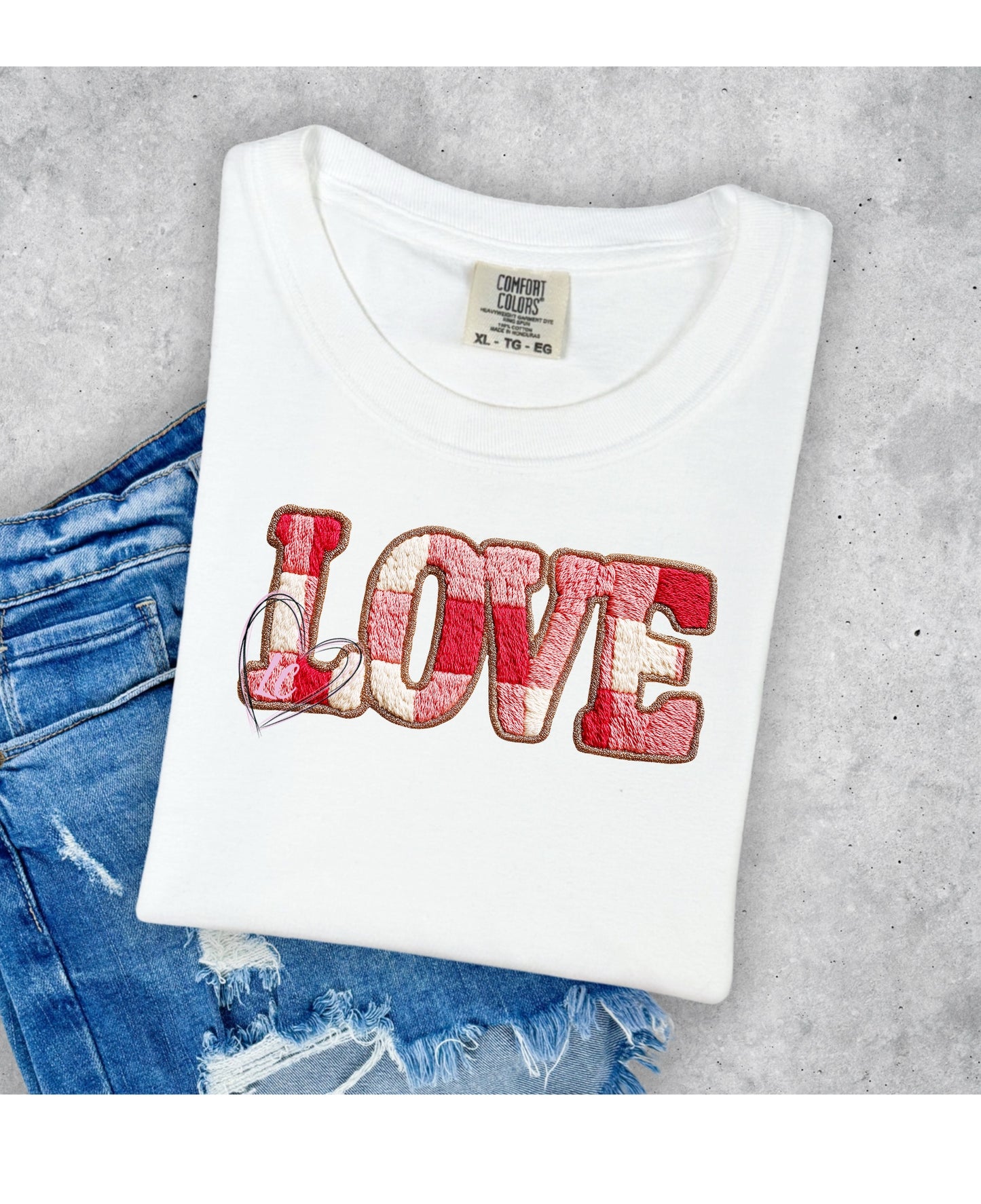 RED  CHECK LOVE- YARN LOOK