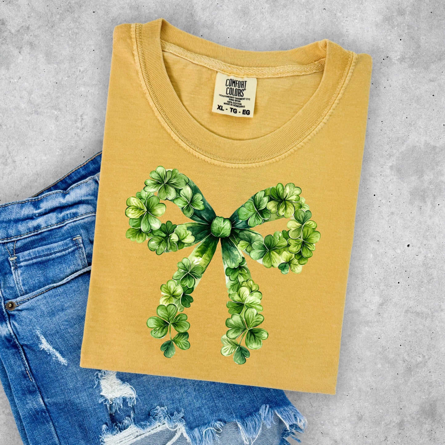 BOW WITH SHAMROCKS