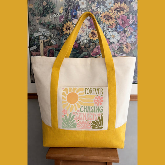 FOREVER CHASING SUNSETS TOTEBAG