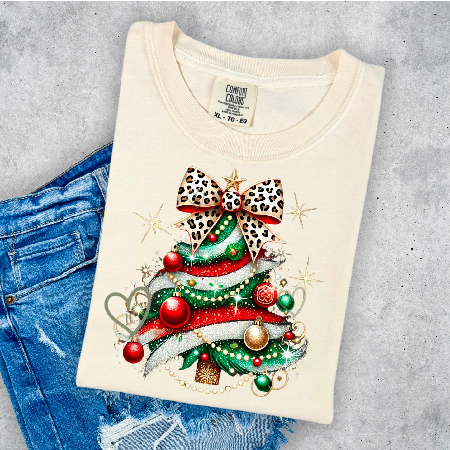 SPARKLY TREE WITH LEOPARD BOW