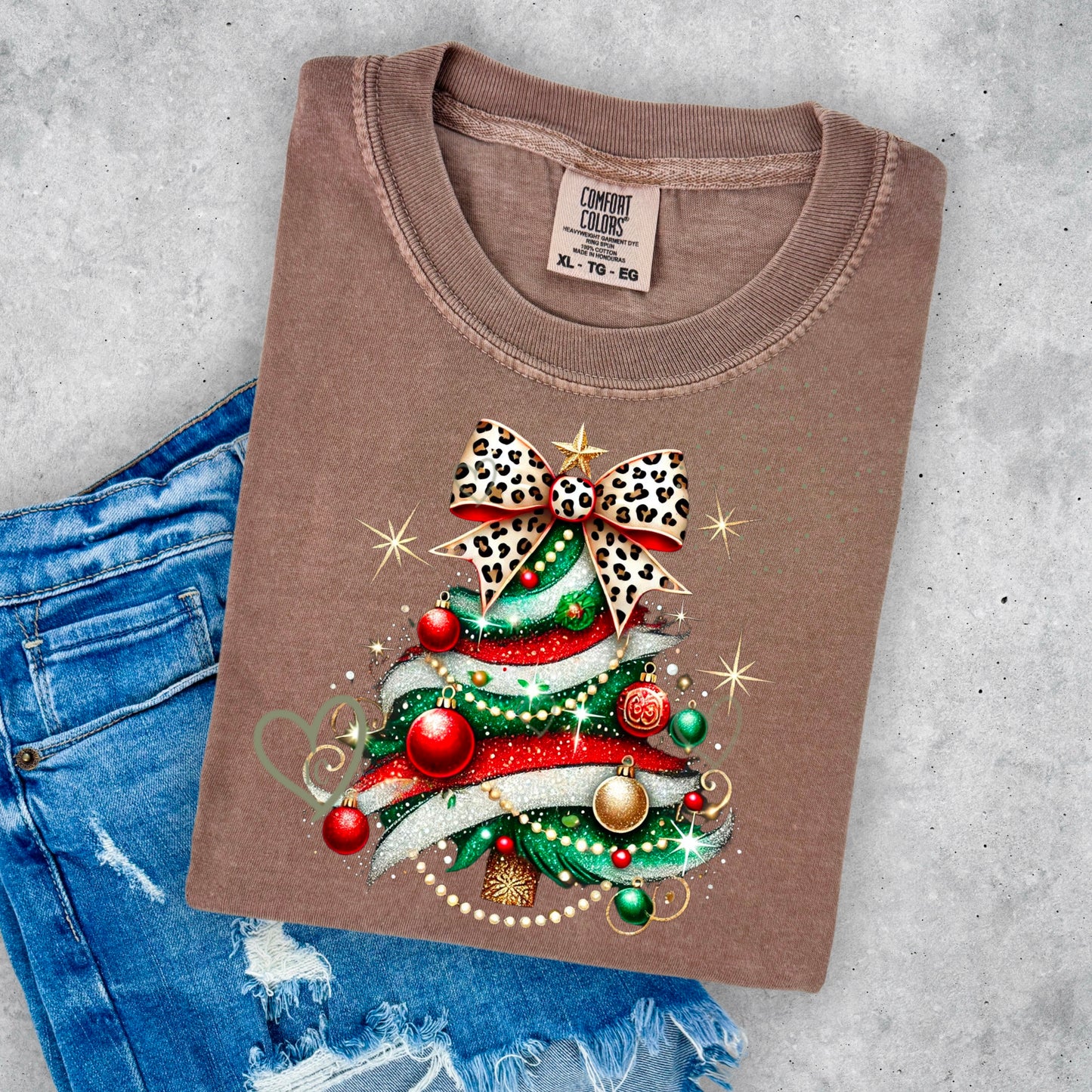 SPARKLY TREE WITH LEOPARD BOW